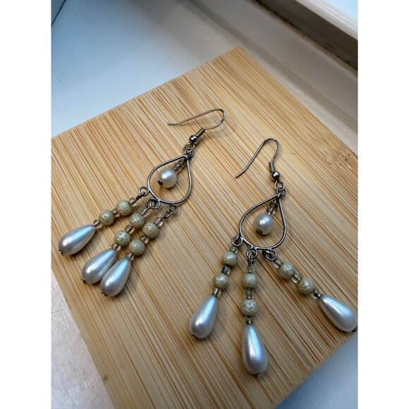 Vintage-Style Teardrop Dangle Earrings With Faux Pearl & Gold Beads Lightweight - Picture 2 of 6